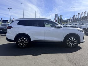 2025 Chery Tiggo 8 | ULTIMATE PHEV CSH | 30557 | 5