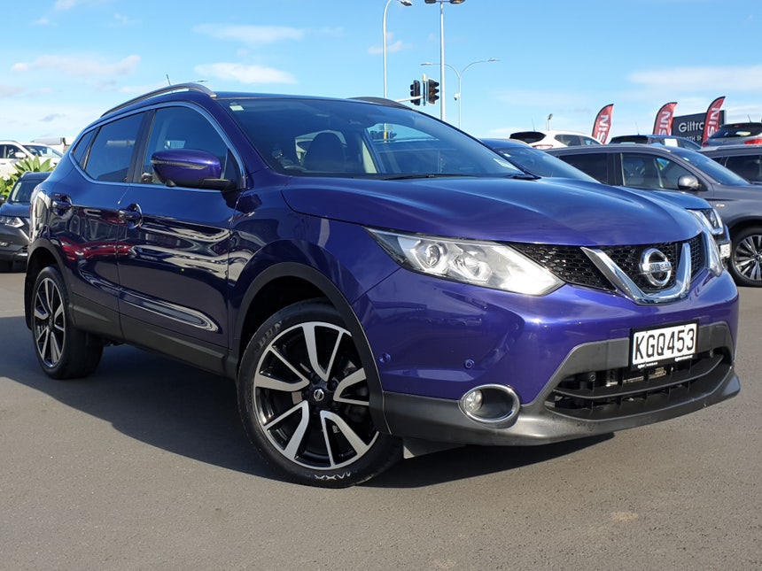 2016 Nissan Qashqai | TI 2.0P/1CVT/HA/5DR | 15028 | 1