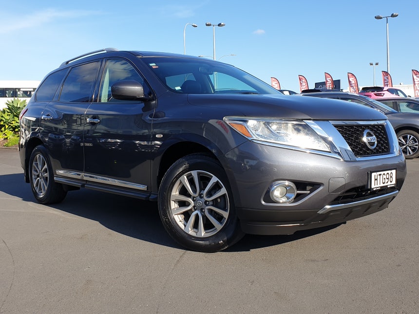 2014 Nissan Pathfinder | TI 3.5P4WD6CVT/SW5D7 | 15268 | 1