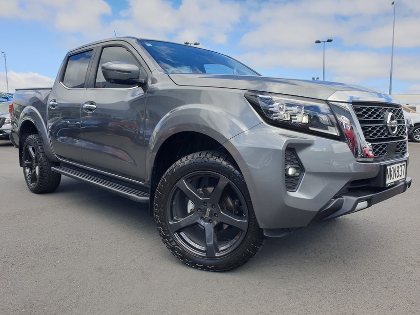 2021 Nissan Navara | ST-X 2.3D/4WD/7AM/UT | 16001 | 1