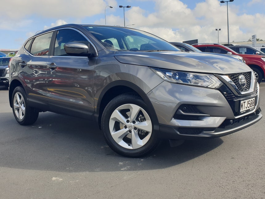 2020 Nissan Qashqai | ST 2.0P/1CVT/HA/5DR | 16042 | 1