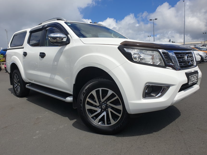 2018 Nissan Navara | ST-X 2.3D/4WD/7AM/UT | 16112 | 1