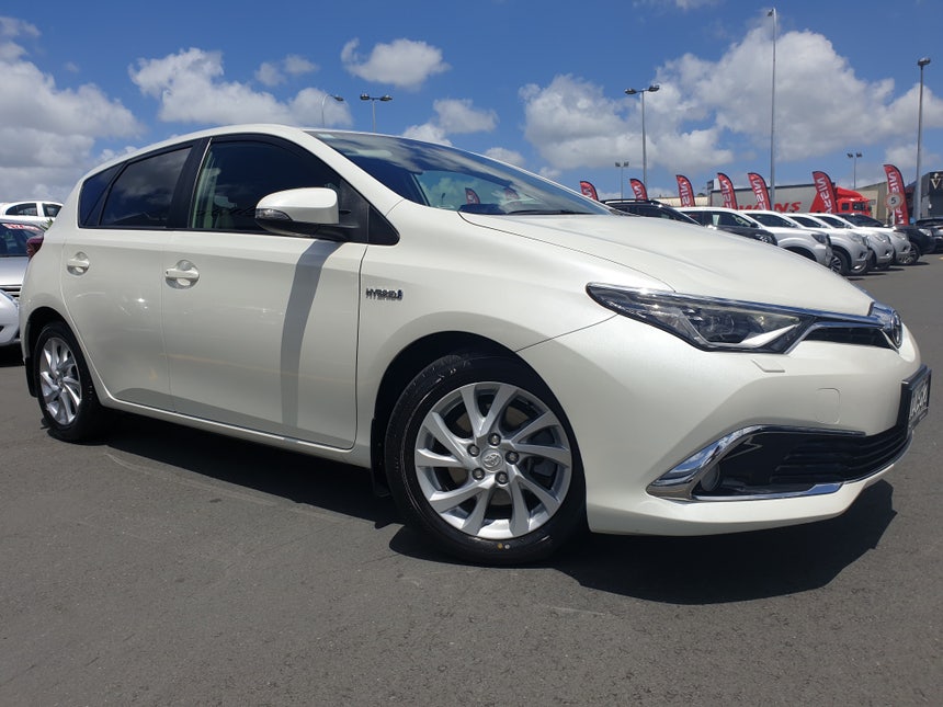 2017 Toyota Corolla | HYBRID 1.8PH/CVT | 16529 | 1