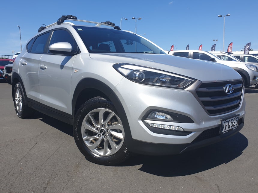 2016 Hyundai Tucson | 2.0 CRDI 2.0D/4WD/6A | 17382 | 1