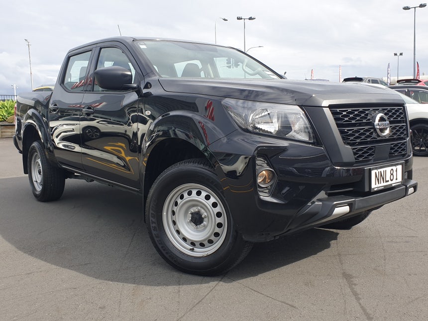 2021 Nissan Navara | SL 2.3D/4WD/7AT | 17251 | 1
