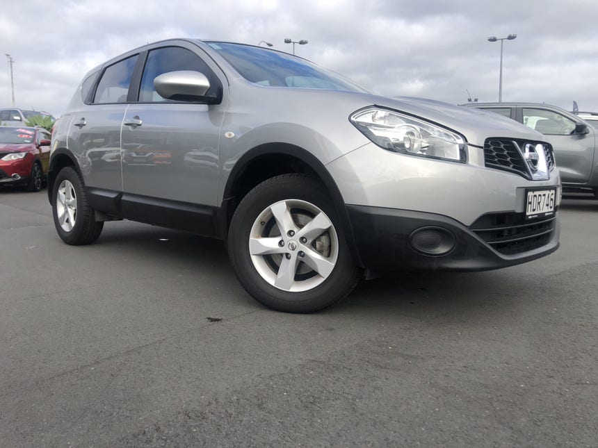 2013 Nissan Qashqai | 2.0 ST AT | 18263 | 1