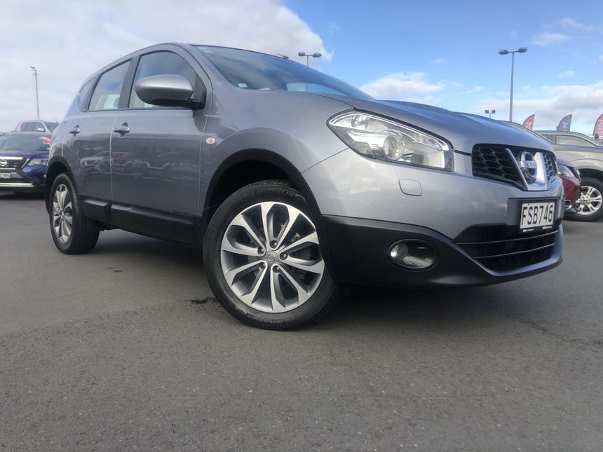 2010 Nissan Qashqai | 2.0 TI AT | 18567 | 1