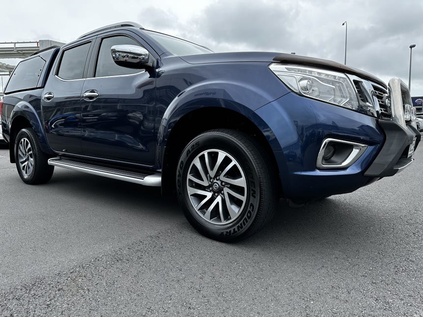 2015 Nissan Navara | ST-X 2.3D/4WD/7AM/UT | 19952 | 1