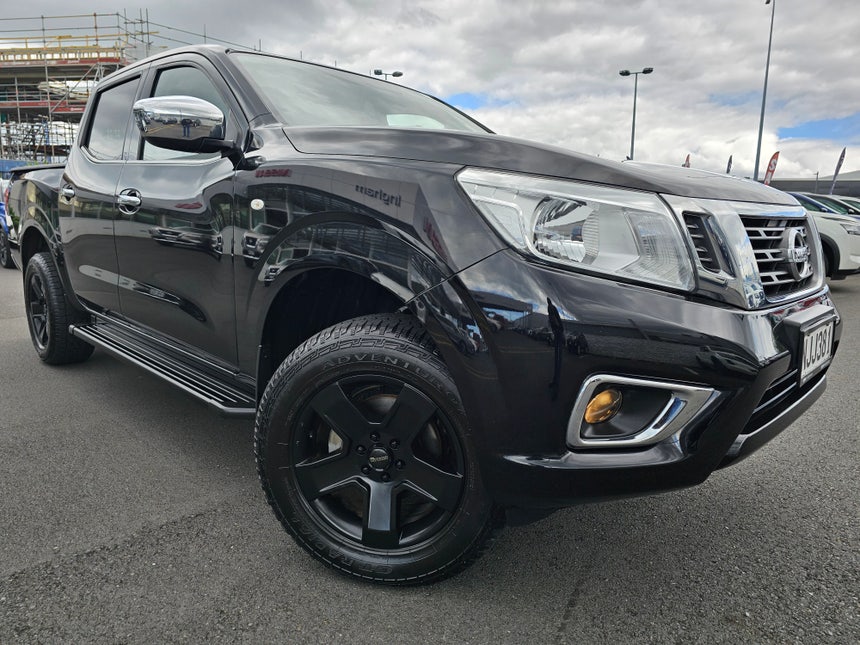 2021 Nissan Navara | RX 2.3D/6MT/UT/4DR/5 | 20317 | 1