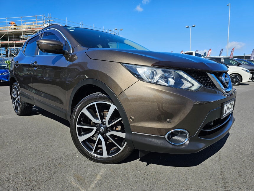2018 Nissan Qashqai | TI 2.0P/1CVT/HA/5DR | 20402 | 1