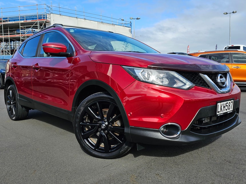 2016 Nissan Qashqai | TI 2.0P | 20862 | 1