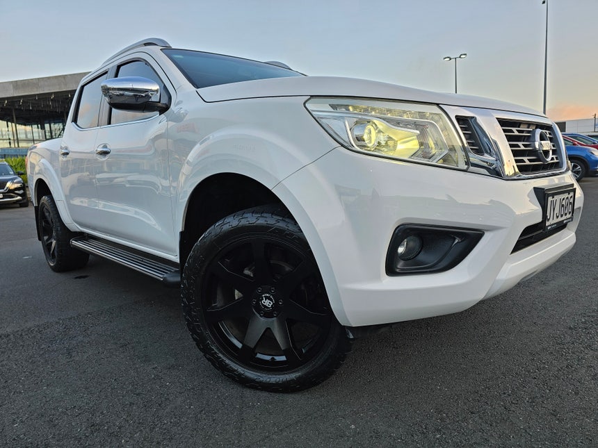 2016 Nissan Navara | ST-X 2.3D/4WD/6MT | 21227 | 1