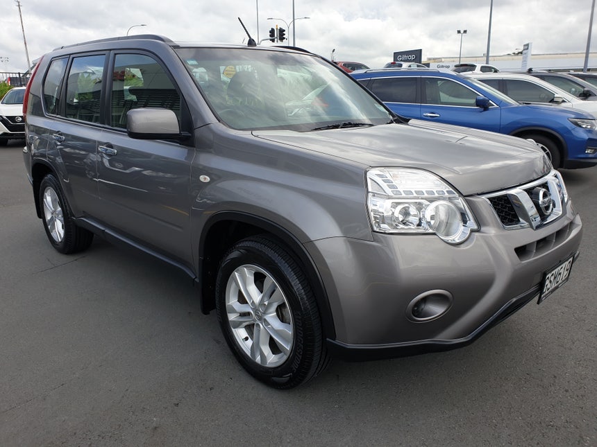 2013 Nissan X-Trail | 2.0 2WD CVT | 13682 | 1