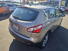 2011 Nissan Qashqai | 2.0 TI  | 28124 | 7