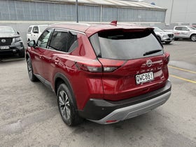 2025 Nissan X-Trail | ST-L 2.5 PETROL 4WD AUTOMATIC | 28393 | 6