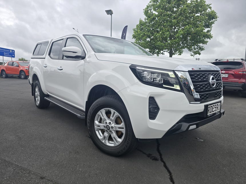 2025 Nissan Navara | ST 2.3D/4WD | 29227 | 1