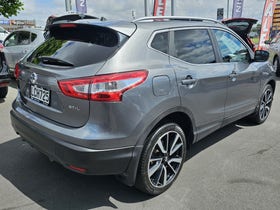 2017 Nissan Qashqai | ST-L 2.0P | 29572 | 6