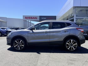 2017 Nissan Qashqai | ST-L 2.0P | 29000 | 5
