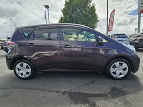 2014 Toyota RACTIS | 1.5P | 30417 | 5
