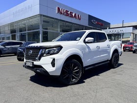 2025 Nissan Navara | ST-X I-SPORT 4WD AUTOMATIC  | 29091 | 3