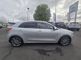 2017 Kia Rio | LTD 1.4P/4AT | 30840 | 5