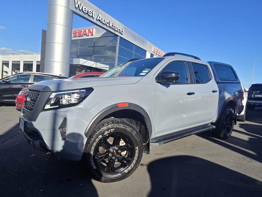 2025 Nissan Navara | PRO-4X 2.3D/4WD | 31612 | 1