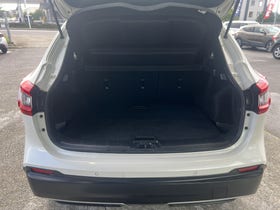 2020 Nissan Qashqai | TI 2.0P/CVT | 32355 | 6