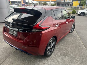 2017 Nissan Leaf | ZERO EMISSION | 32700 | 7