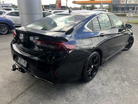 2018 Holden Commodore | RS-V 3.6PT/4WD/9AT | 32941 | 6