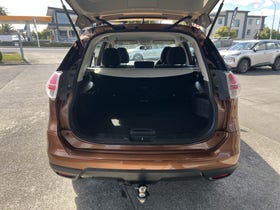 2015 Nissan X-Trail | ST 2.5P/6CVT/SW/5DR | 33111 | 6