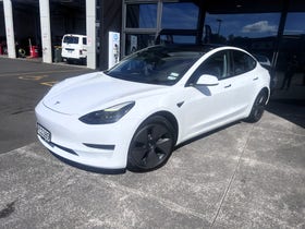2022 TESLA MODEL 3 | REAR WHEEL DRIVE 60K | 33177 | 2