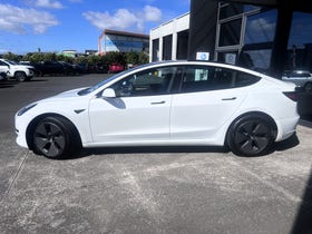2022 TESLA MODEL 3 | REAR WHEEL DRIVE 60K | 33177 | 3