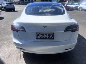 2022 TESLA MODEL 3 | REAR WHEEL DRIVE 60K | 33177 | 5