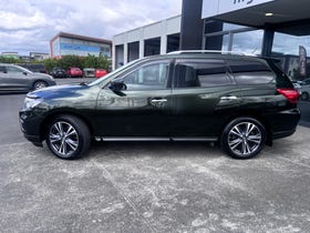 2018 Nissan Pathfinder | TI 3.5P/4WD/CVT | 33667 | 3