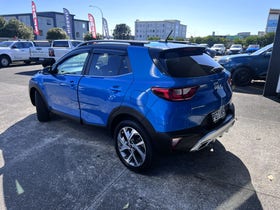 2022 Kia Stonic | LX-T 1.0PT/7AM | 33691 | 4
