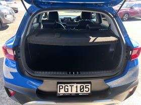 2022 Kia Stonic | LX-T 1.0PT/7AM | 33691 | 6