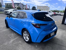 2018 Toyota Corolla | Sport G Hybrid | 33792 | 4