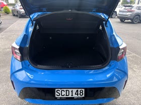 2018 Toyota Corolla | Sport G Hybrid | 33792 | 6