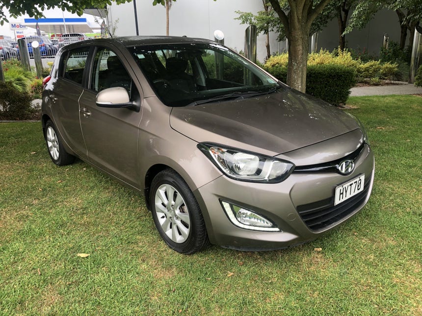 2015 Hyundai i20 | GLS 1.4 Petrol Auto Hatch PB 5 Door | 13844 | 1