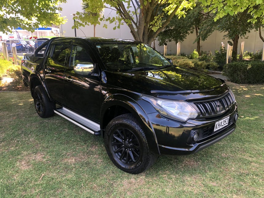 2016 Mitsubishi Triton | D/CAB GLXR 2.4 Diesel Turbo 5sp Auto 4X2 | 14075 | 1