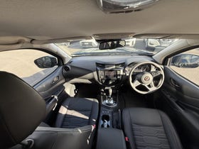 2025 Nissan Navara | PRO-4X 2.3D/4WD/7AT | 28759 | 7