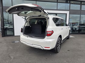 2025 Nissan Patrol | TI-L 5.6P/4WD/7AT | 28806 | 5