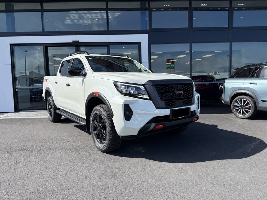 2025 Nissan Navara | PRO-4X 2.3D/4WD/7AT | 29117 | 1