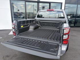 2025 Isuzu D-MAX | LS DOUBLE CAB 4WD  | 29190 | 6