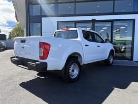 2025 Nissan Navara | SL 2.3D/4WD/7AT | 30579 | 6