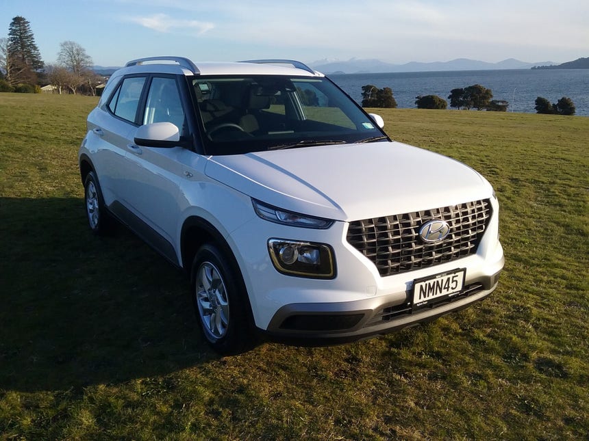 2021 Hyundai Venue | 1.6P/6AT | 15654 | 1