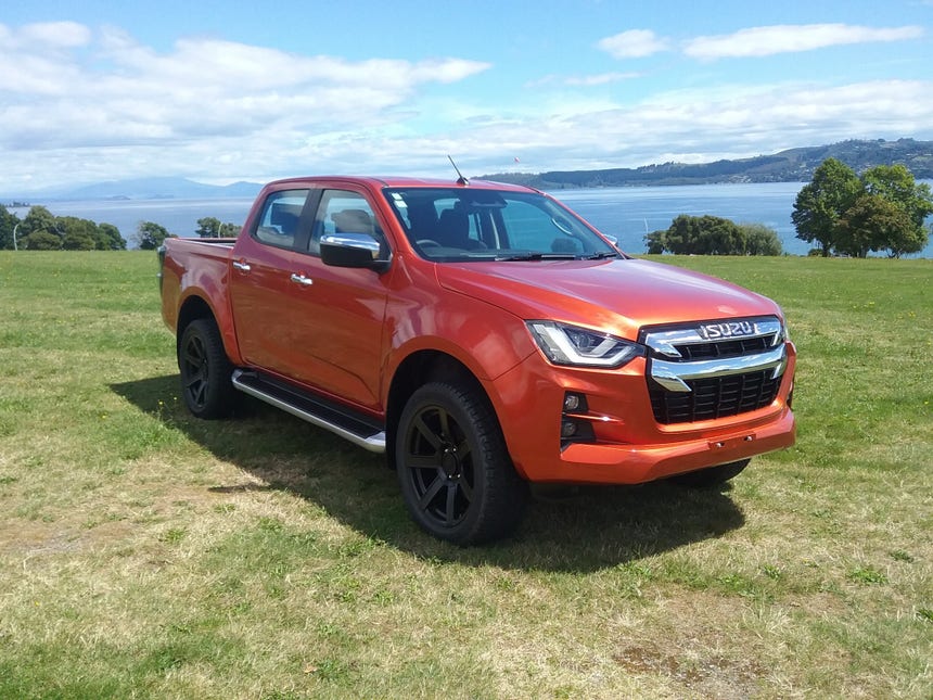 2023 Isuzu D-MAX | LS DOUBLE CAB 2WD 3. | 18940 | 1
