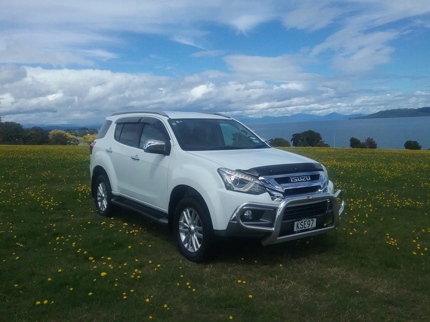 2017 Isuzu MU-X | 4WD AUTO 3.0D/4WD | 20068 | 1