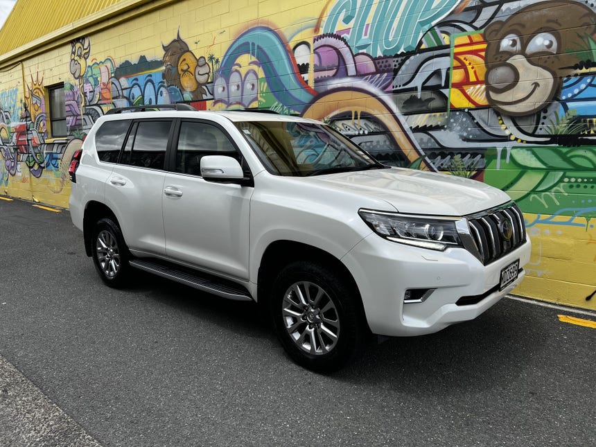 2019 Toyota Land Cruiser Prado | VX 2.8D/4WD/6AT | 22422 | 1