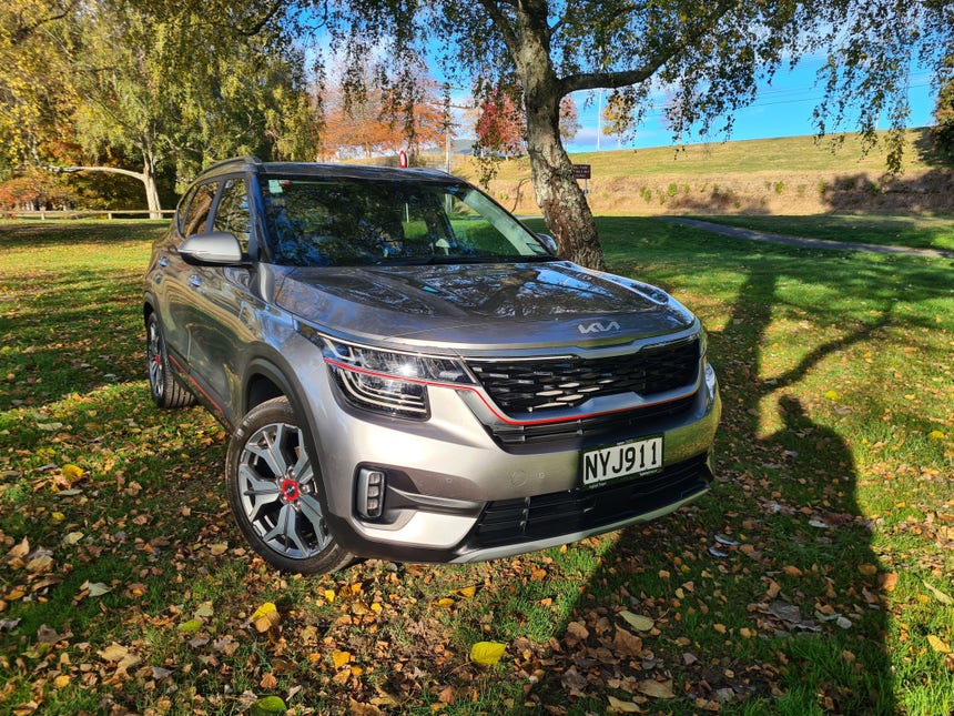 2022 Kia Seltos | LTD 2.0P/IV | 23501 | 1